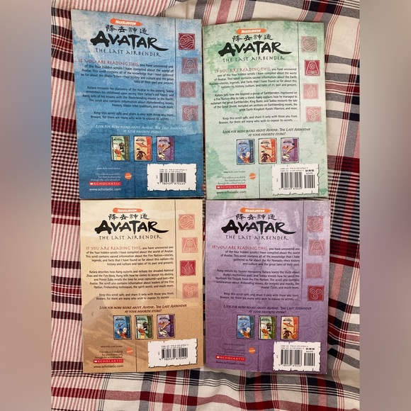 Avatar books - Picture 2 of 2